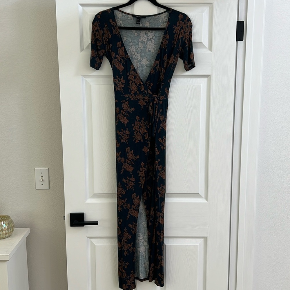 Forever 21 Wrap Dress/Size Small